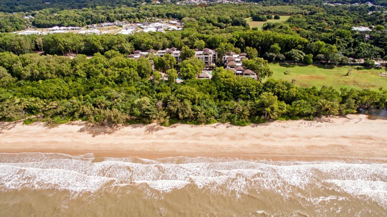 Private Apartments In The Temple Beachfront Resort Palm Cove Exterior photo